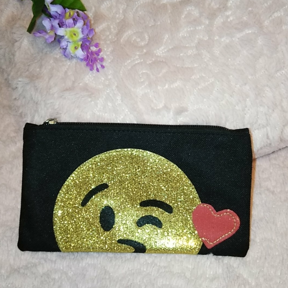 Canvas Gold ⚜️ Metallic 💜 Kiss 😘Emoji ♥️ Case